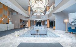 Sandman Signature Mississauga Hotel
