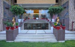 Hotel Lake View Grand