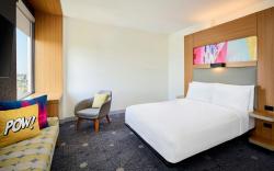 Aloft Montreal Airport