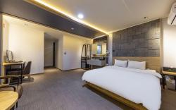 Jeonju Sanjeongdong Terra