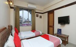 Hotel Amrit Regency