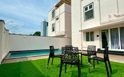 ECR Holidays Lavish Homestay