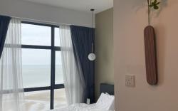 Imperium Stunning Seaview Studio+WiFi