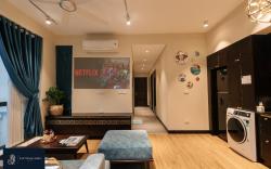 Modern Apt -Greenview -Projector -Spaci & Park-2BR