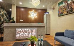 YADUKUL HOTEL
