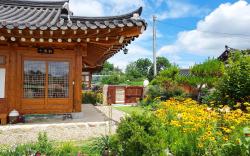 Buyeo Hanok