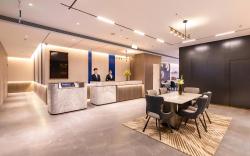 Starway Hotel Beijing National Exhibition Liufang Metro Station