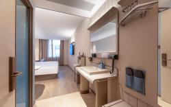 Hanting Hotel Nantong West Station Chenqiao Jimei Road