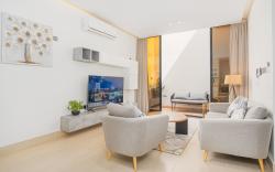 Stylish& Modern apartment in Alwadi (Ajlan Rivera)