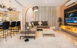 Luxury  &  Elegant Apartment in Almughrizat