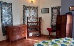 Sea Side large Flat between White Town & Auroville