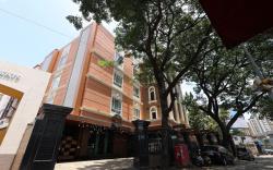 Majestic Suites Boutique Hotel