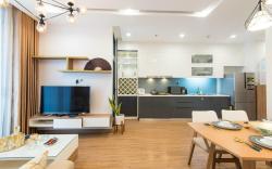 Cozy Apartment at Vinhomes Metropolis Ba Dinh
