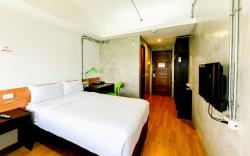 Travelbee Seaside Inn