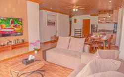 Orange House Golf Estate Unit B 1st Floor