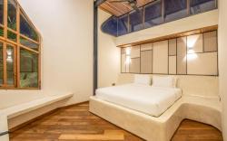 BAZ Villa 13 Studio 3 ·  · Opulent 1-BR Loft with Art Deco Shared Pool