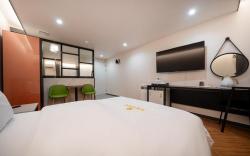 Gwangju Chungjangro Hotel Ribero