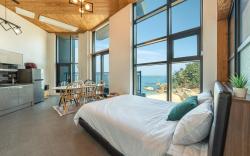 Capella Oceanview Spa Resort – Goseong