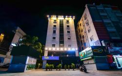 FabHotel Eden Stay- Nr U.S. Consulate General Hyderabad.