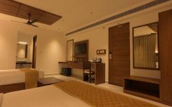 Hotel Sahana Grand