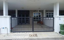 DZI HOMESTAY KEMPADANG