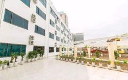 Aroma Hotel Hà Nội - Only accept Vietnamese customers