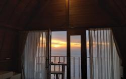 Eco-tourist Dreamstay Cliff Tree House