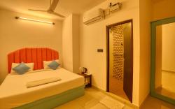 Daffodils by La Maison Charu