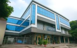 Comfort Stay - Near Lulu Mall