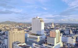 Lee Gardens Plaza Hotel