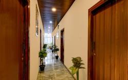 Hotel O SL 9