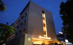 Hotel Le Palace