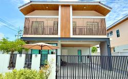 Corner Stay 210 Hat Yai — Muslim-Friendly Home