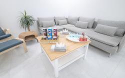 ِApartment with outdoor seating and self check-in