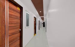 Hotel O De' BVL Grand