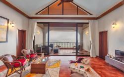 SaffronStays Valley's Edge: Panoramic Dhom Views