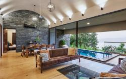 SaffronStays Yahvi, 2BHK Pawna Lakeview Villa