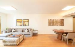Cozy 2 Bedroom 1 Living Apartment Yongxin Century