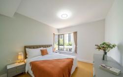 Tyms Bright 2BR 1 Living Suite Yongxin Century