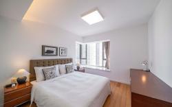 Tyms Elegant 2 Bedroom Apartment near Xujiahui