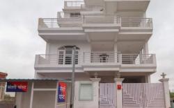 White House Residency F