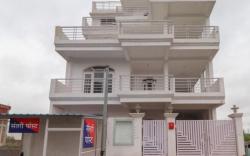 White House Residency D