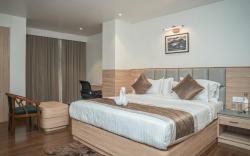 Hotel Arjay Valley, Pure Veg Luxury Hotel
