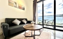 MWHolidayA2711{DeluxSeaView}CoupleSuite+FreeParkin