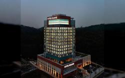 Hotel Square