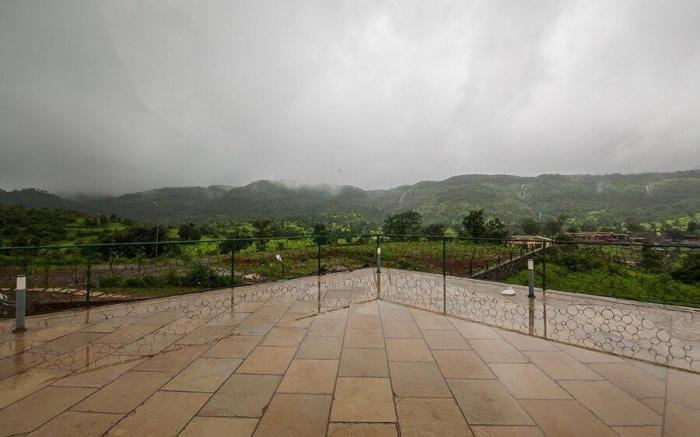 Shivom Villa 12 by Vista Rooms