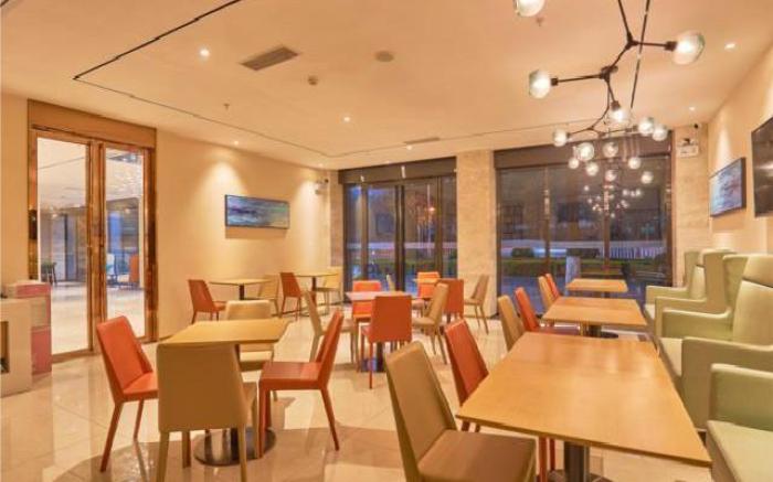 City Comfort Inn Liuzhou Wuling Liutai Road