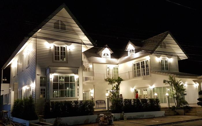 Vanida Antique Home