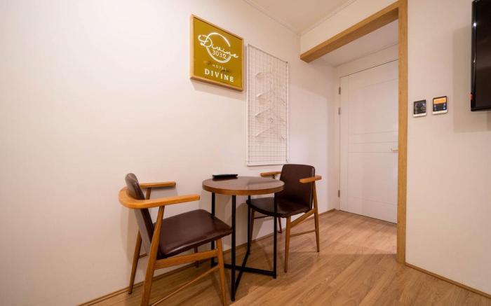 Gwangju Chungjangro Divine Hotel