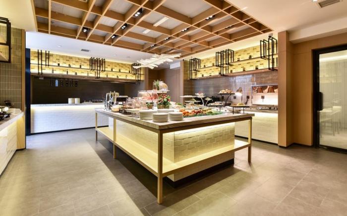 Atour Hotel Dalian Development Zone Jinma Road